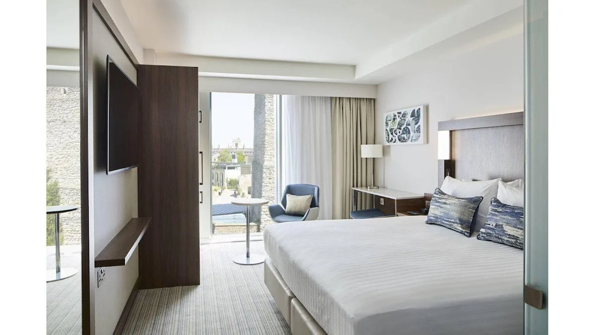 Courtyard by Marriott Oxford City Centre 3