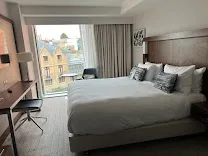 Modern, well-kept hotel with a relaxed vibe