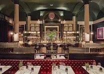 Michelin-starred British cuisine and refined cocktail bars
