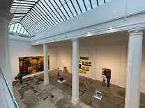 Art gallery combined with a courtyard restaurant and bookstore