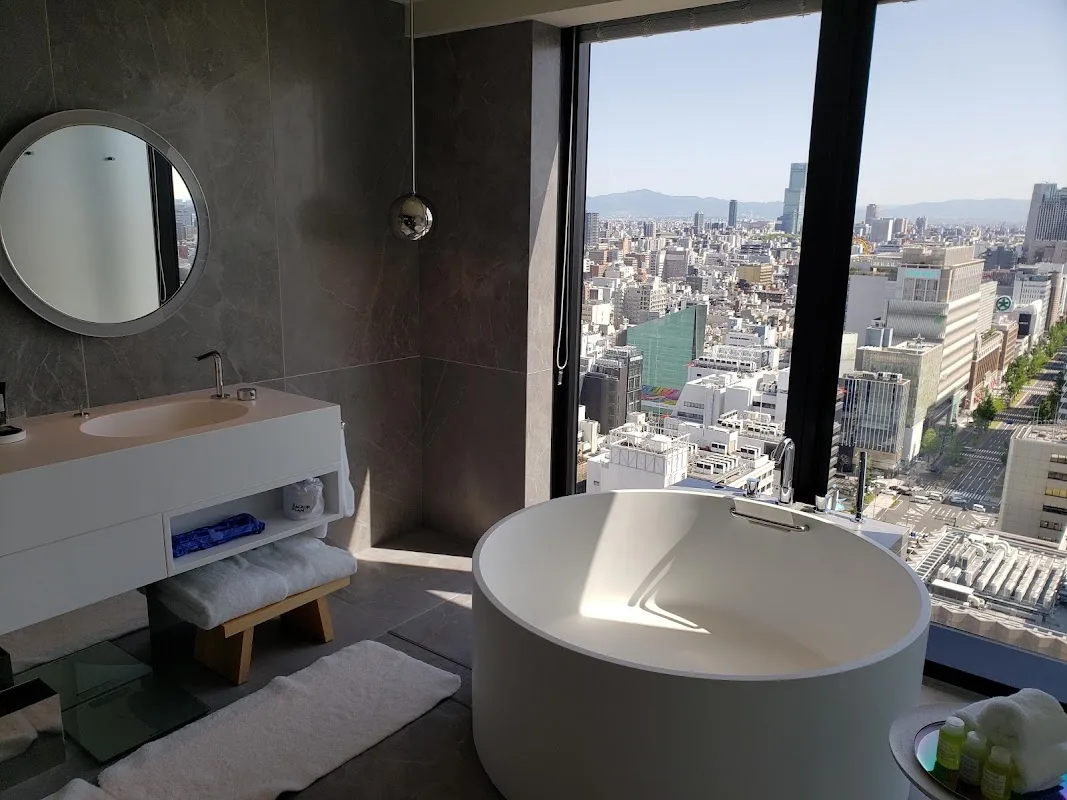 W Osaka 4
