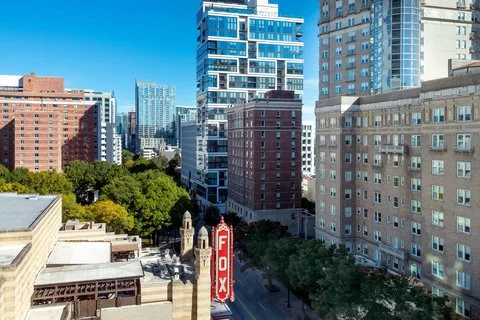 Courtyard by Marriott Atlanta Midtown 2