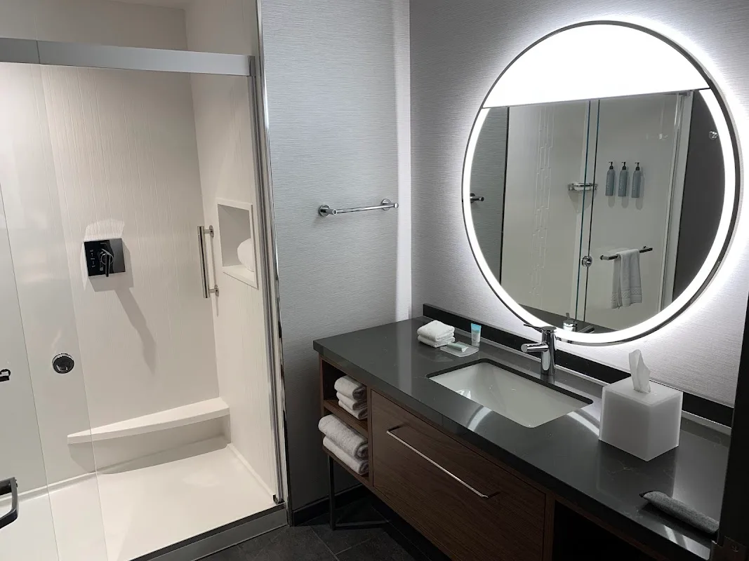 Courtyard by Marriott Atlanta Midtown 4