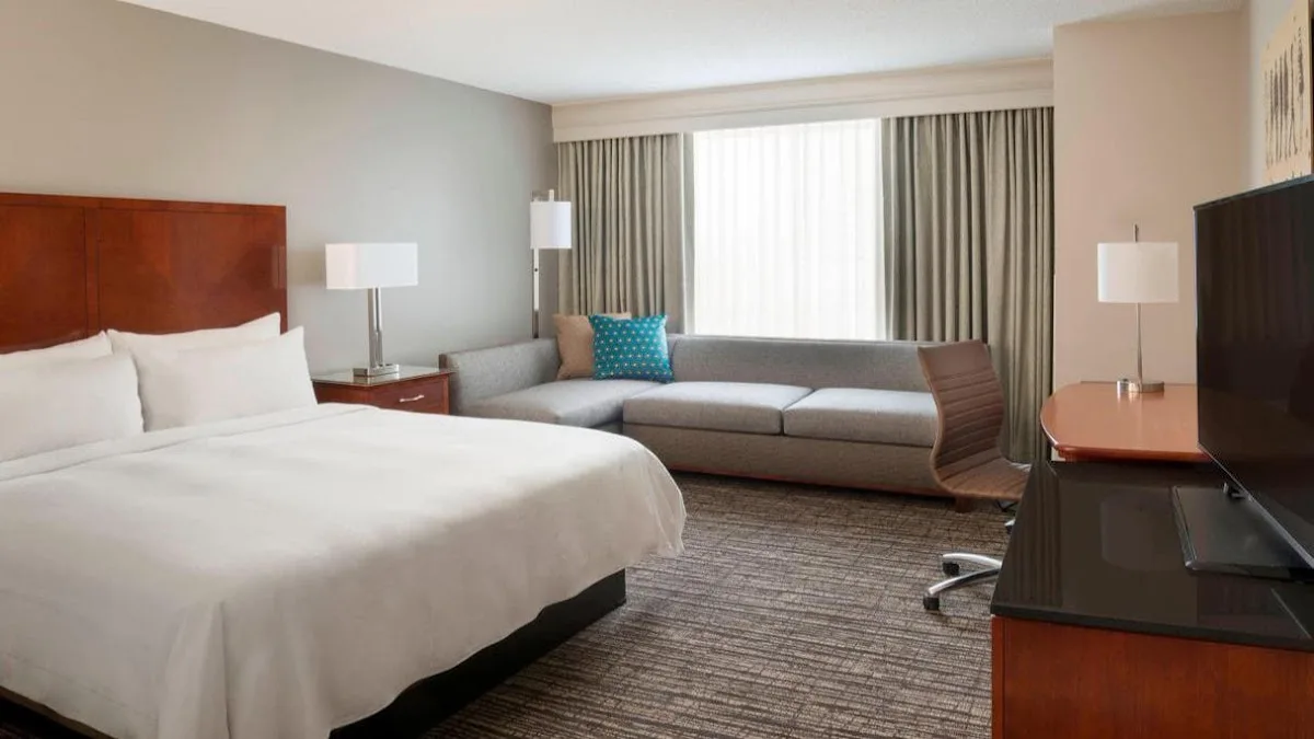 Marriott Downtown at CF Toronto Eaton Centre 2