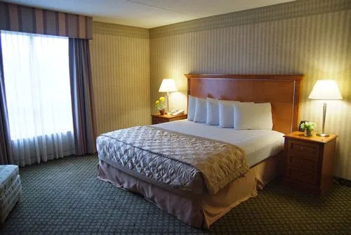 Embassy Suites by Hilton Newark Wilmington South 2