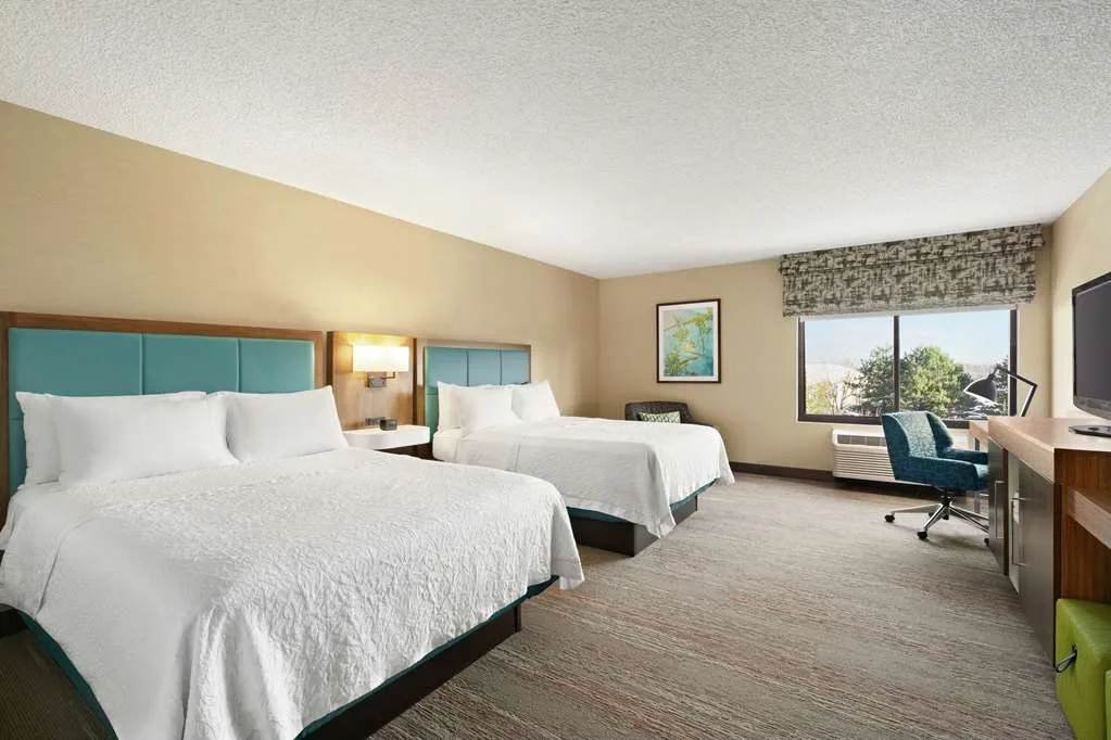Hampton Inn Portland-Airport 4