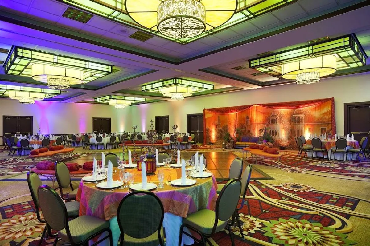 Embassy Suites by Hilton Chicago O'Hare Rosemont 5