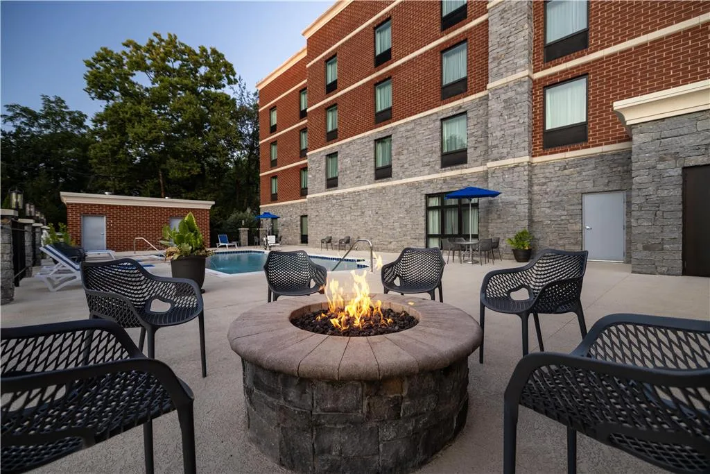 Hampton Inn Lexington Medical Center 2