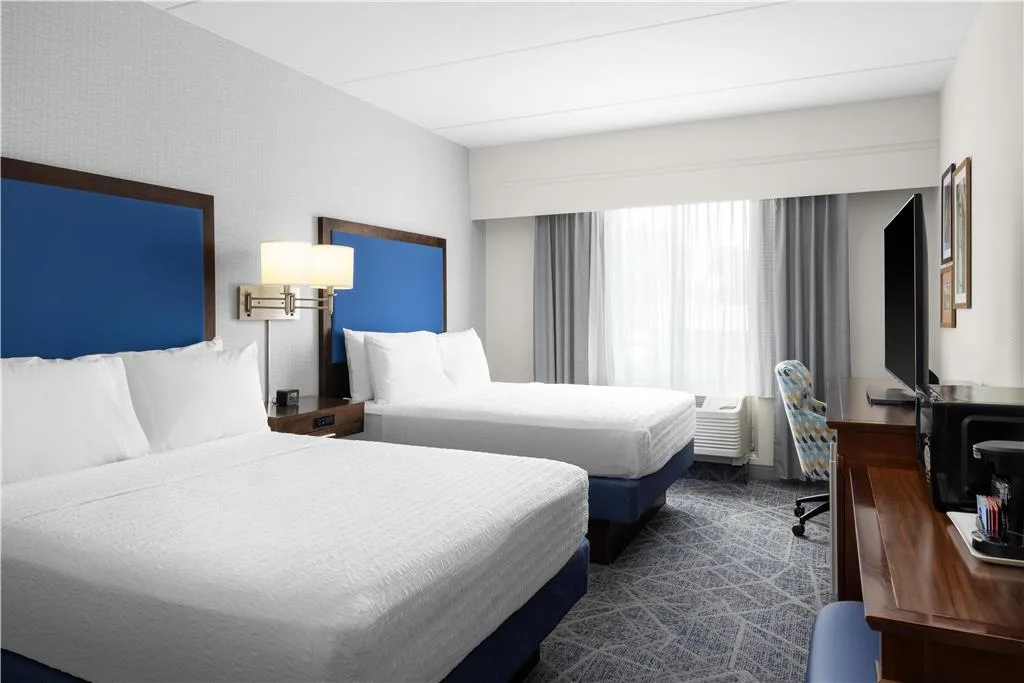 Hampton Inn Lexington Medical Center 5