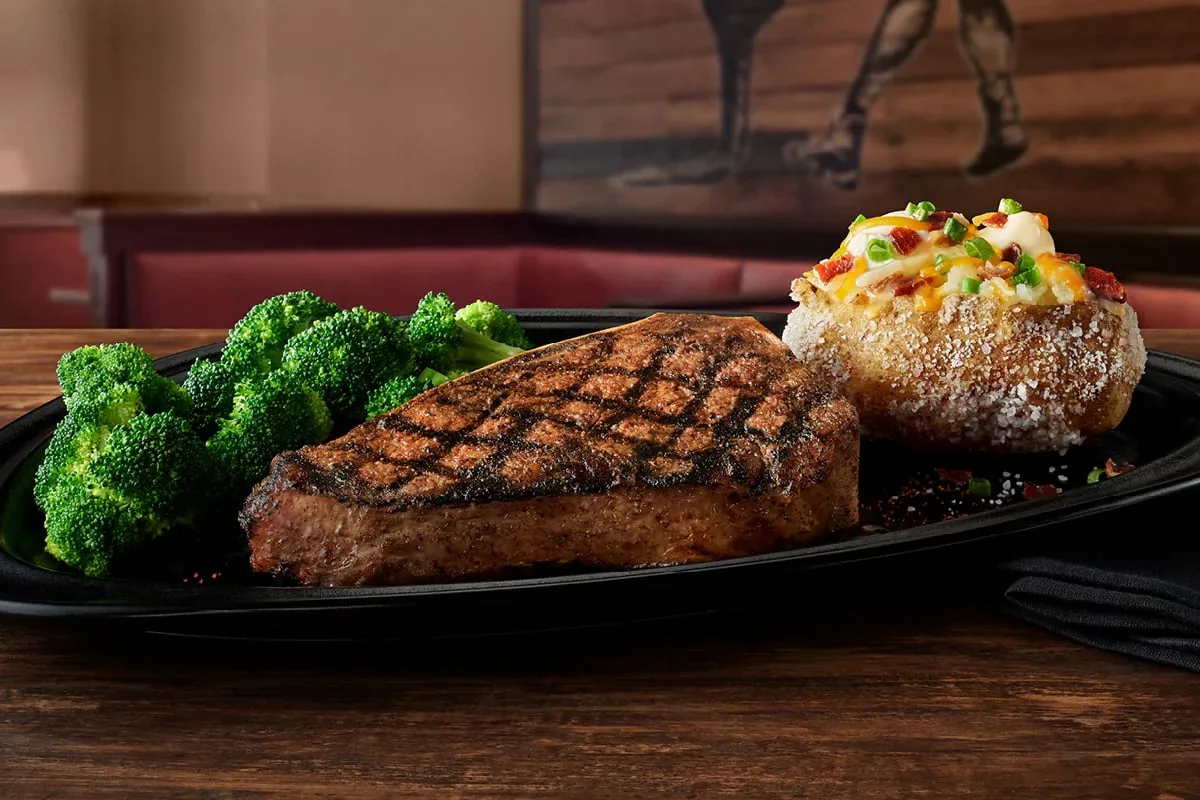 Fleming’s Prime Steakhouse & Wine Bar 4