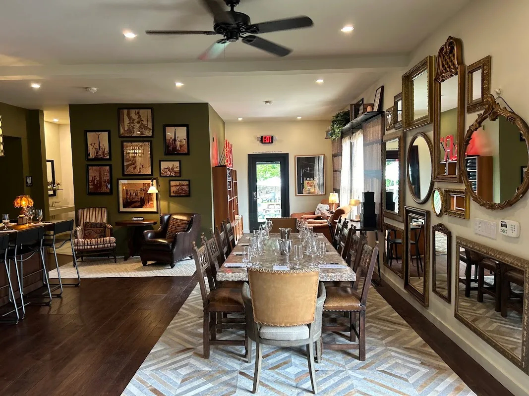 Amapola Creek Tasting Lounge 2