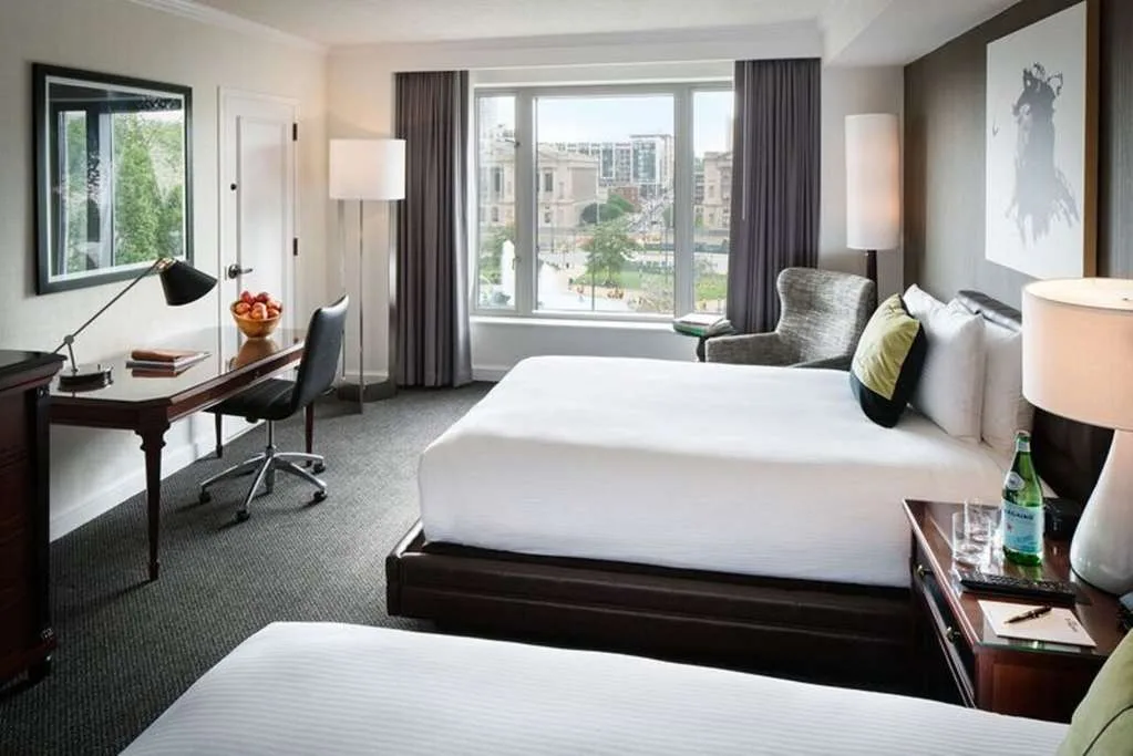 The Logan Philadelphia, Curio Collection by Hilton 3