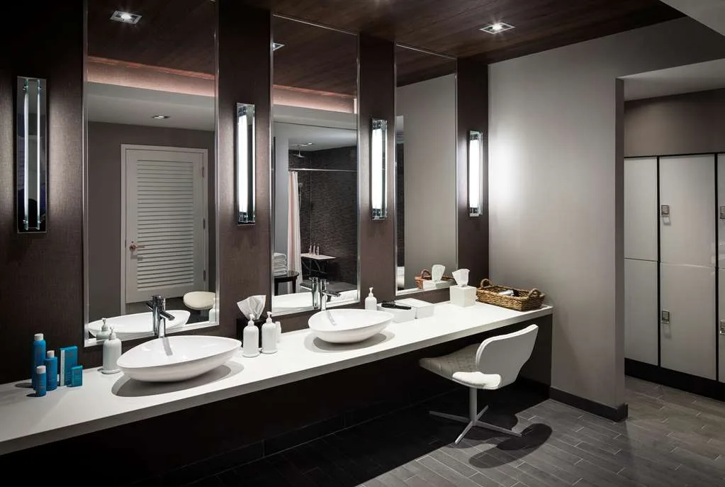 The Logan Philadelphia, Curio Collection by Hilton 5