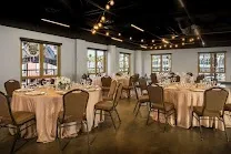 Californian Restaurant with Unique Dinner Show
