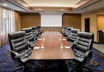Multiple conference rooms with business center