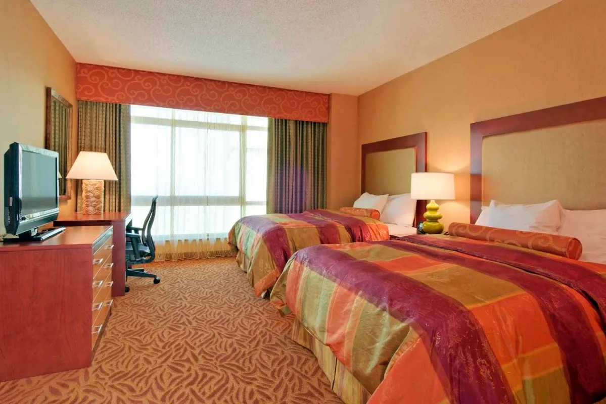 Embassy Suites by Hilton Omaha La Vista Hotel & Conference Center 2