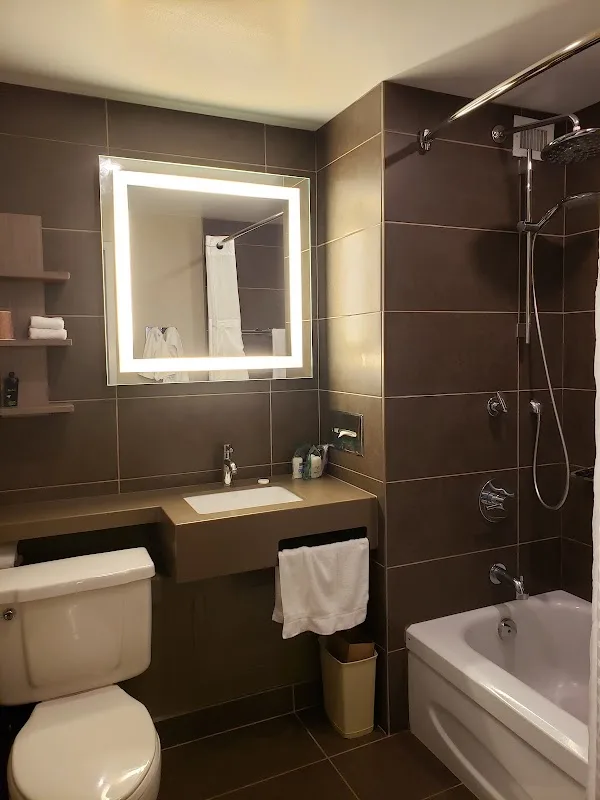 Novotel Toronto North York 4