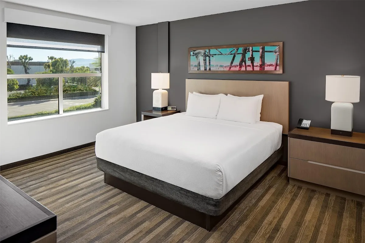 Hyatt House Irvine/John Wayne Airport 2