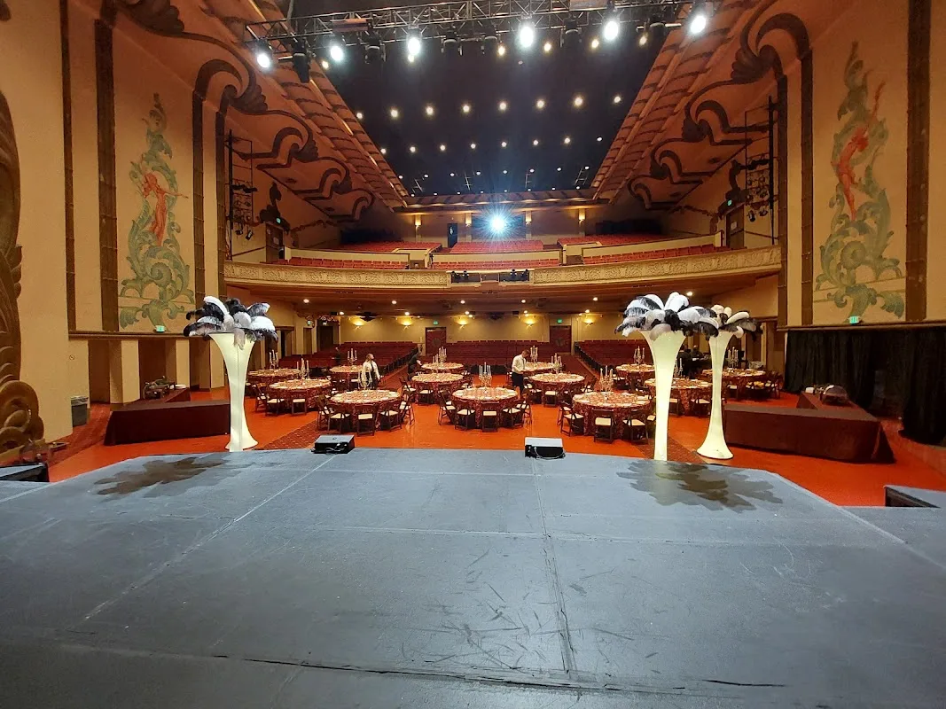 Fox Theatre Redwood City 2