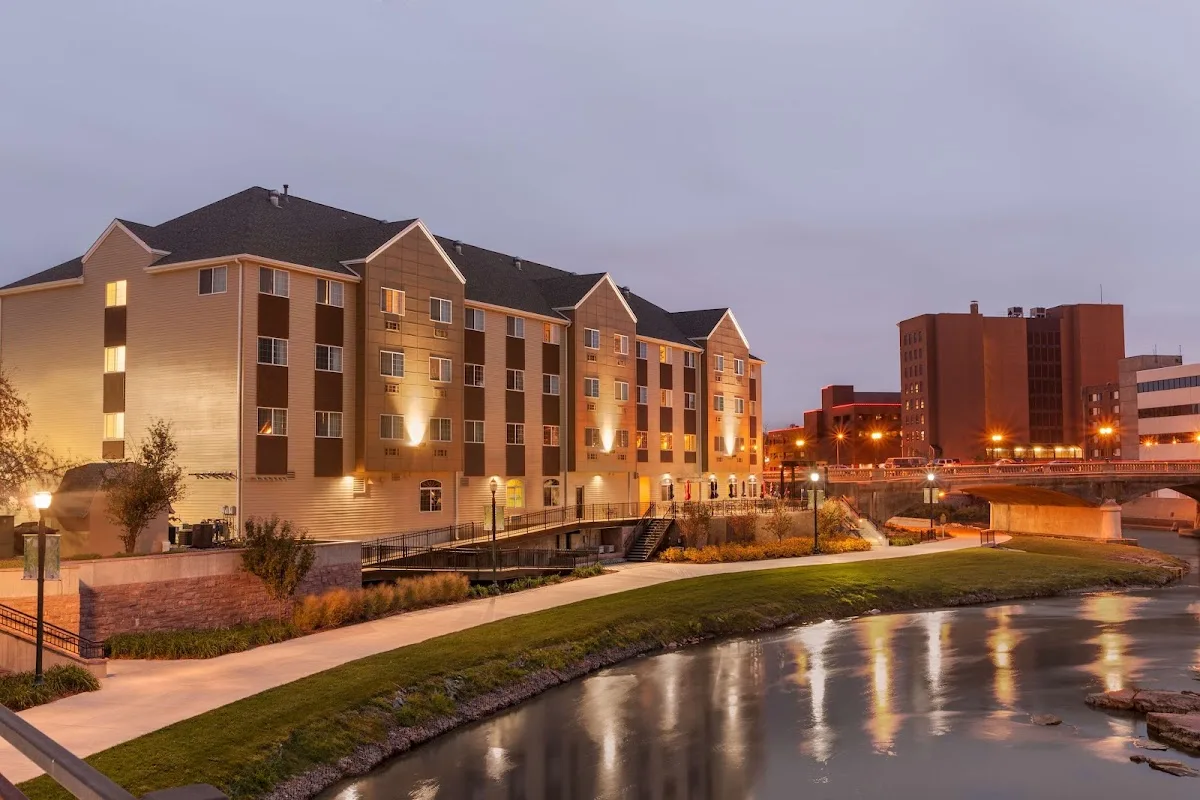 Country Inn & Suites by Radisson, Sioux Falls, SD Hotel 5