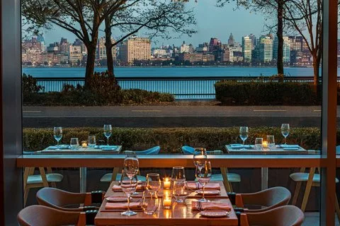 W Hoboken 4