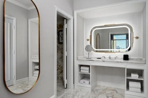 The Westin Philadelphia 4