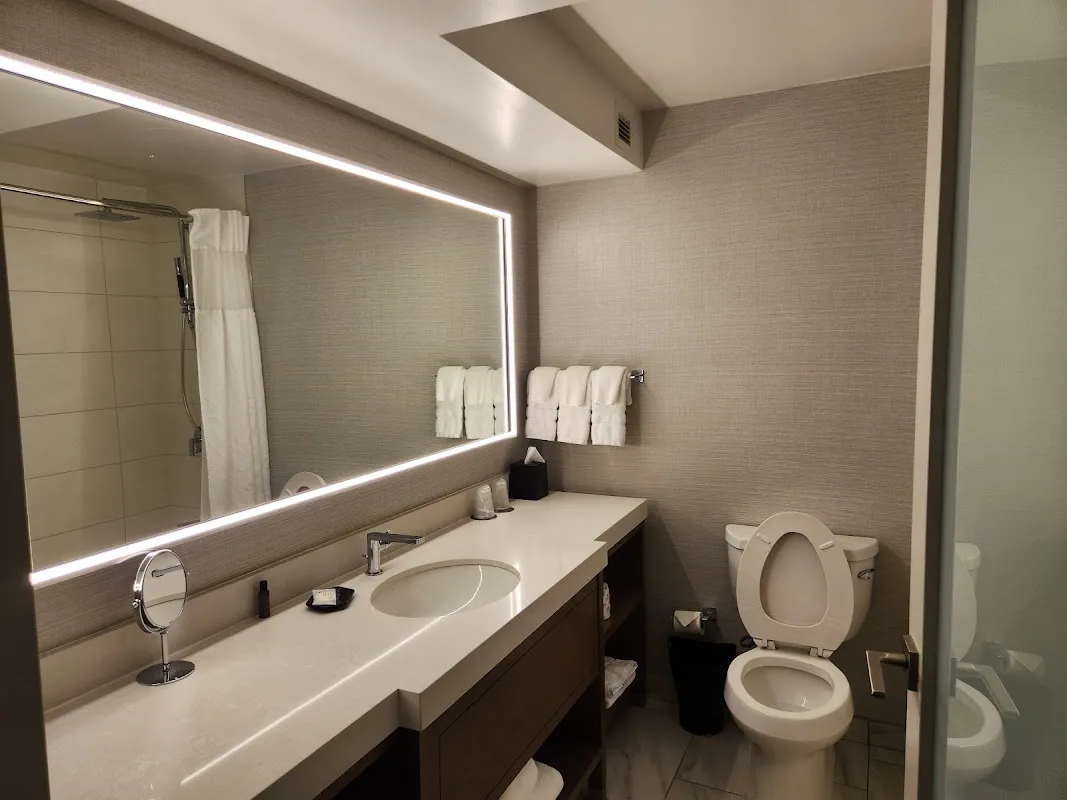 The Westin Indianapolis 4