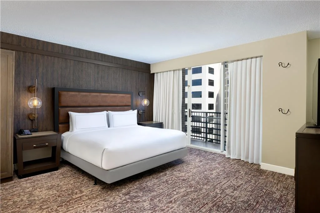DoubleTree Suites by Hilton Austin Downtown Capitol 2
