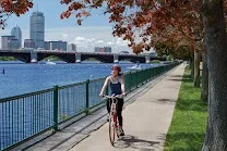 Loaner bikes and kayaks for guest recreation