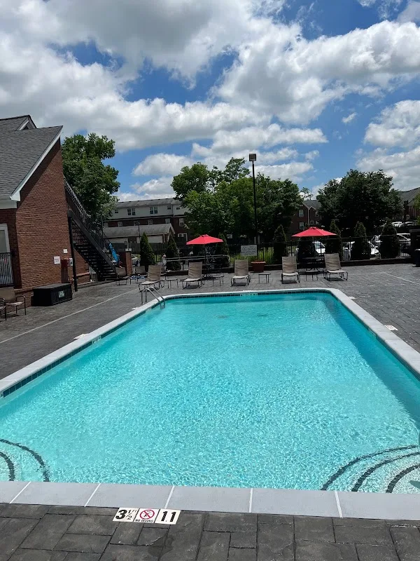 DoubleTree Suites by Hilton Hotel Lexington 4