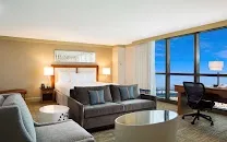 Warm, Contemporary Guest Rooms and Suites