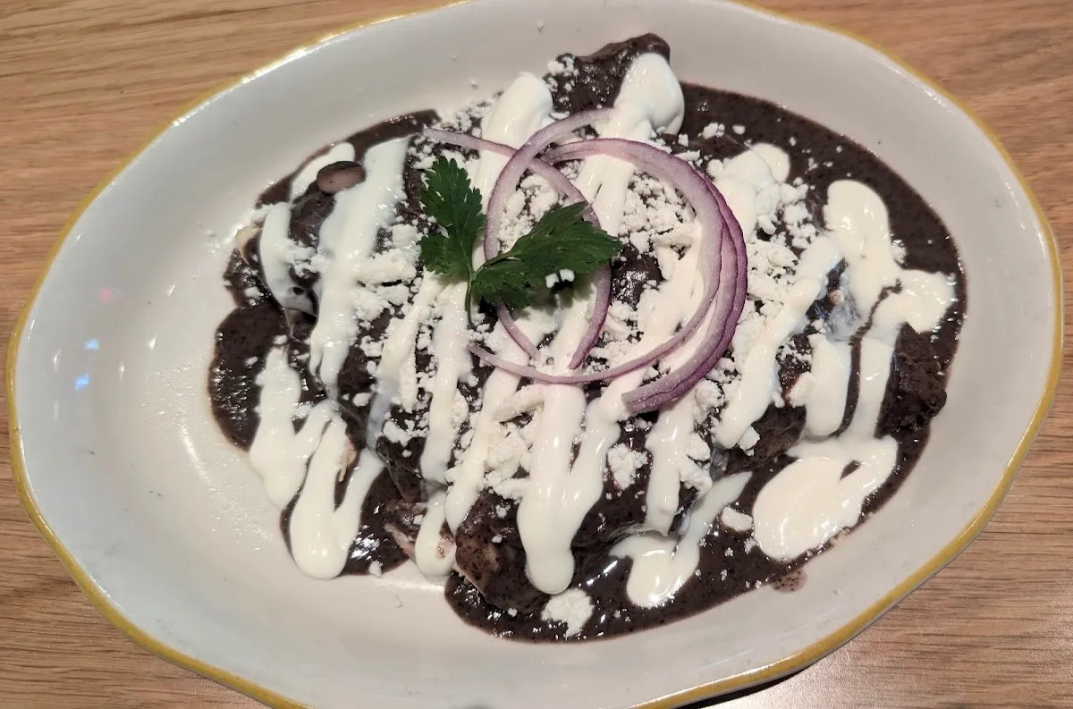 Comal Next Door - Oakland 4
