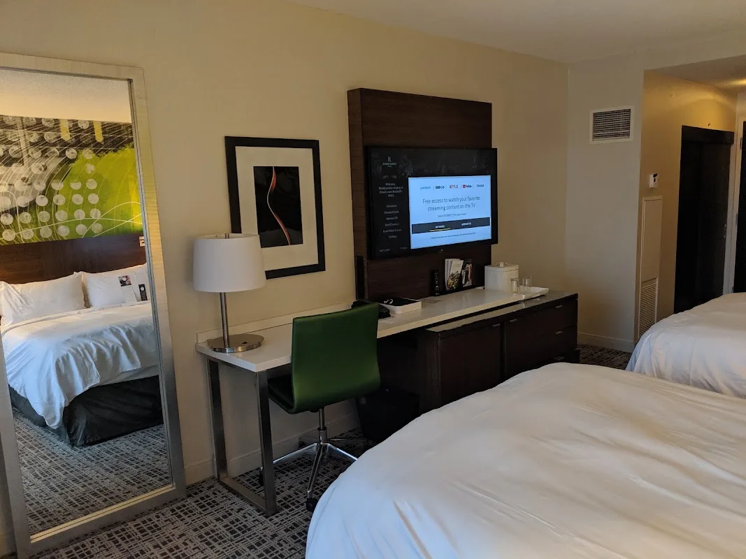 Renaissance Nashville Hotel 4