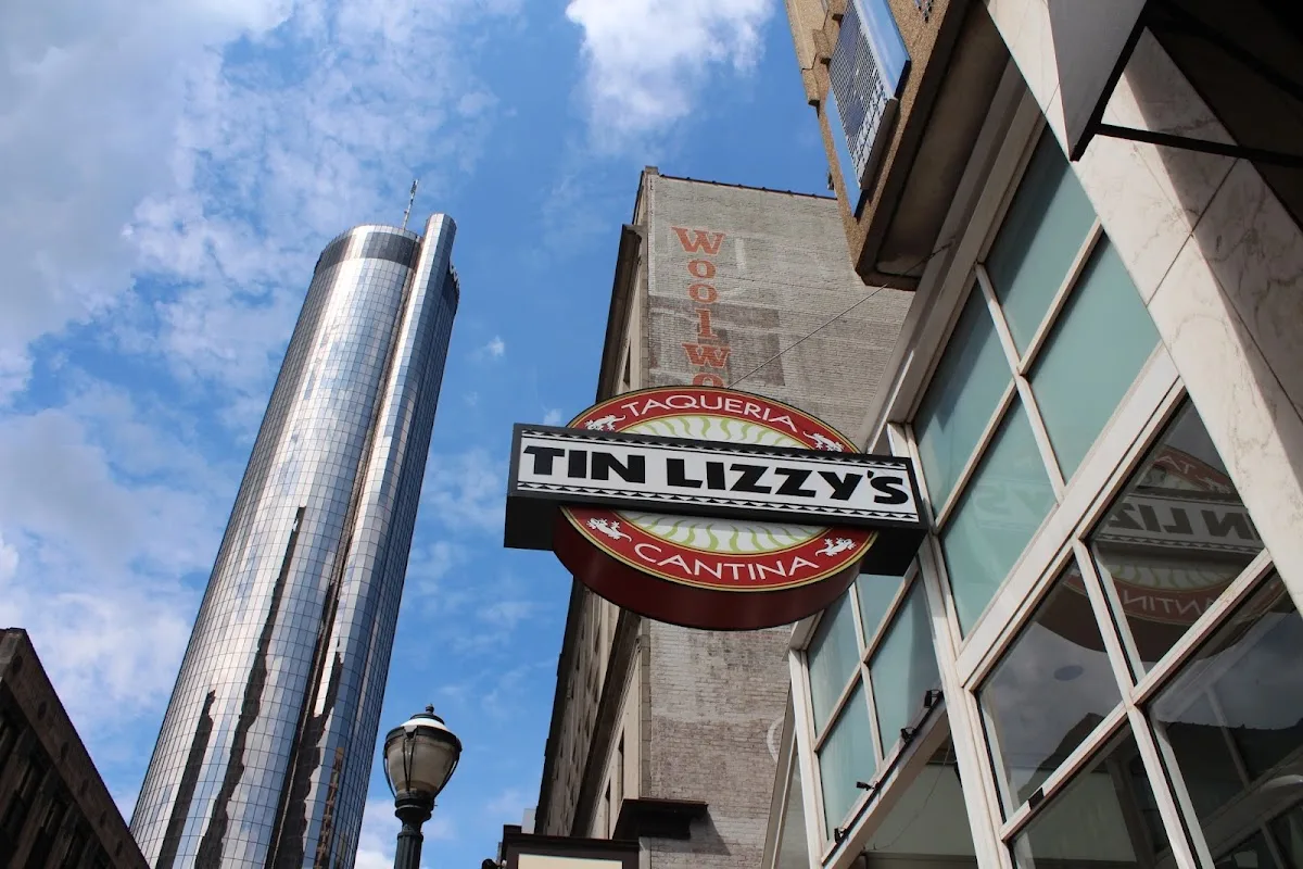 Tin Lizzy's Cantina 3