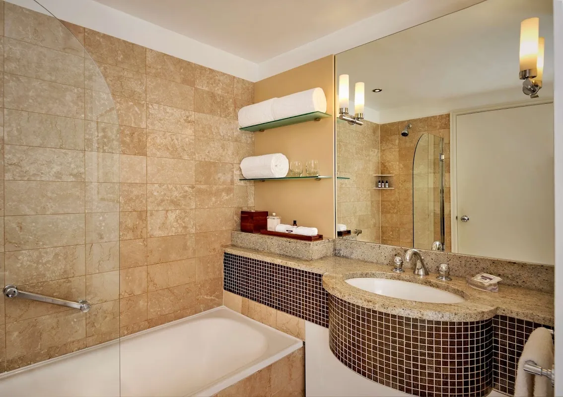Hyatt Regency Birmingham 4