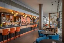 Sophisticated steakhouse and varied breakfast options