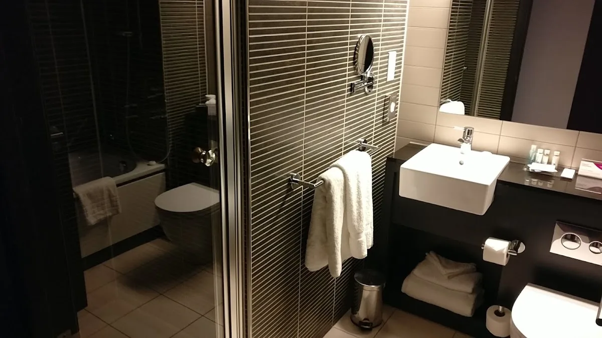 Crowne Plaza Birmingham City Centre, an IHG Hotel 3