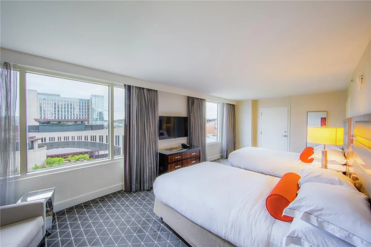 Hilton Nashville Downtown 2