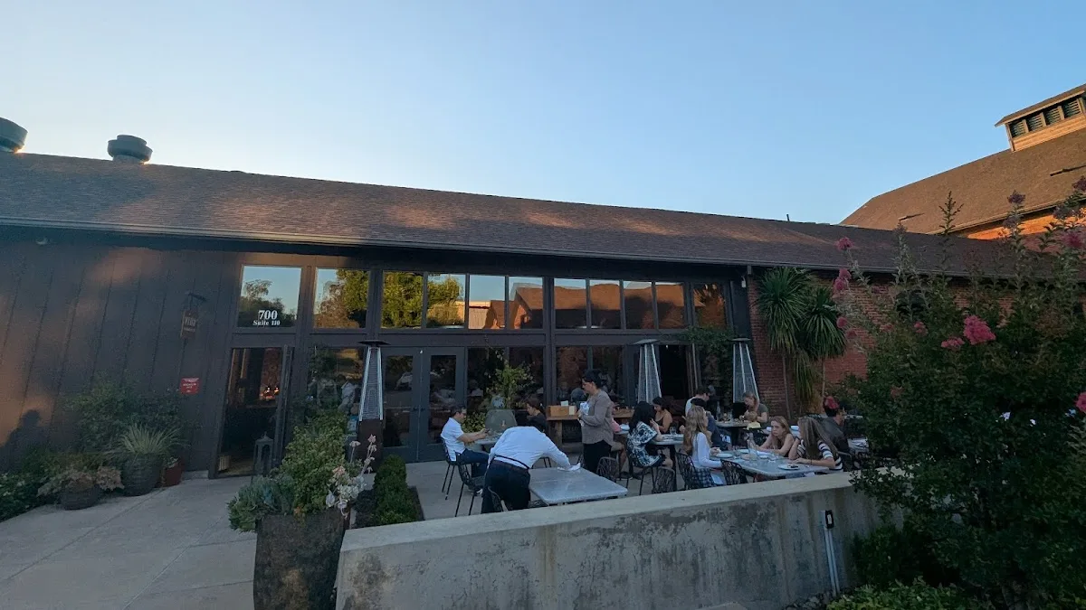 Vina Enoteca Palo Alto 4