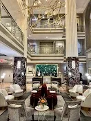 Live music and complimentary Prosecco at check-in