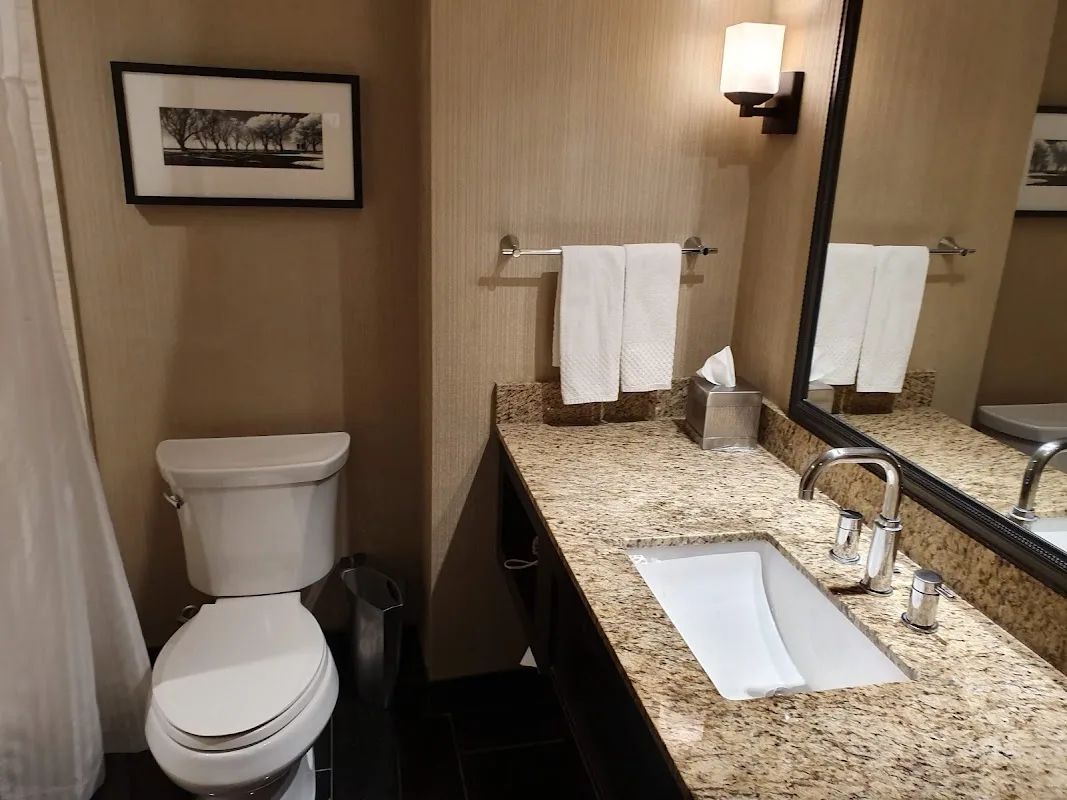 Hilton Toronto 4