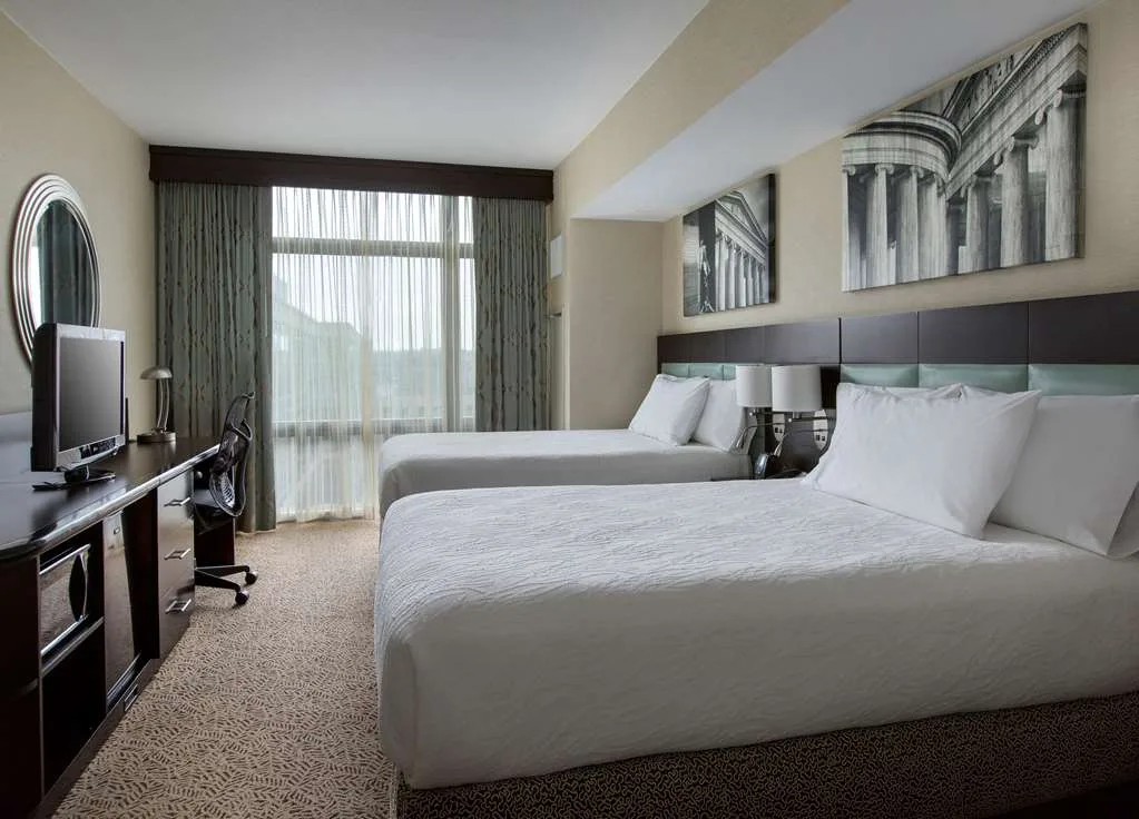 Hilton Garden Inn Washington DC/U.S. Capitol 2