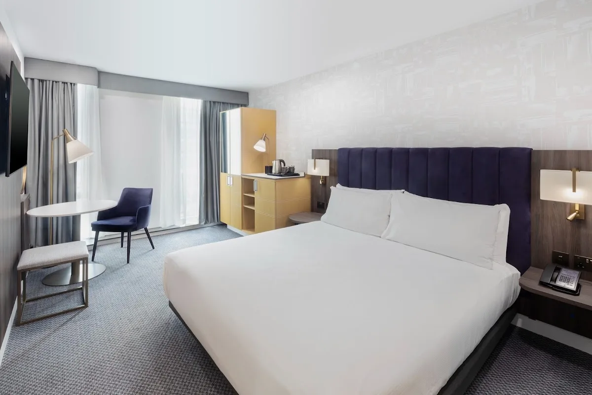 DoubleTree by Hilton Hotel Manchester - Piccadilly 4