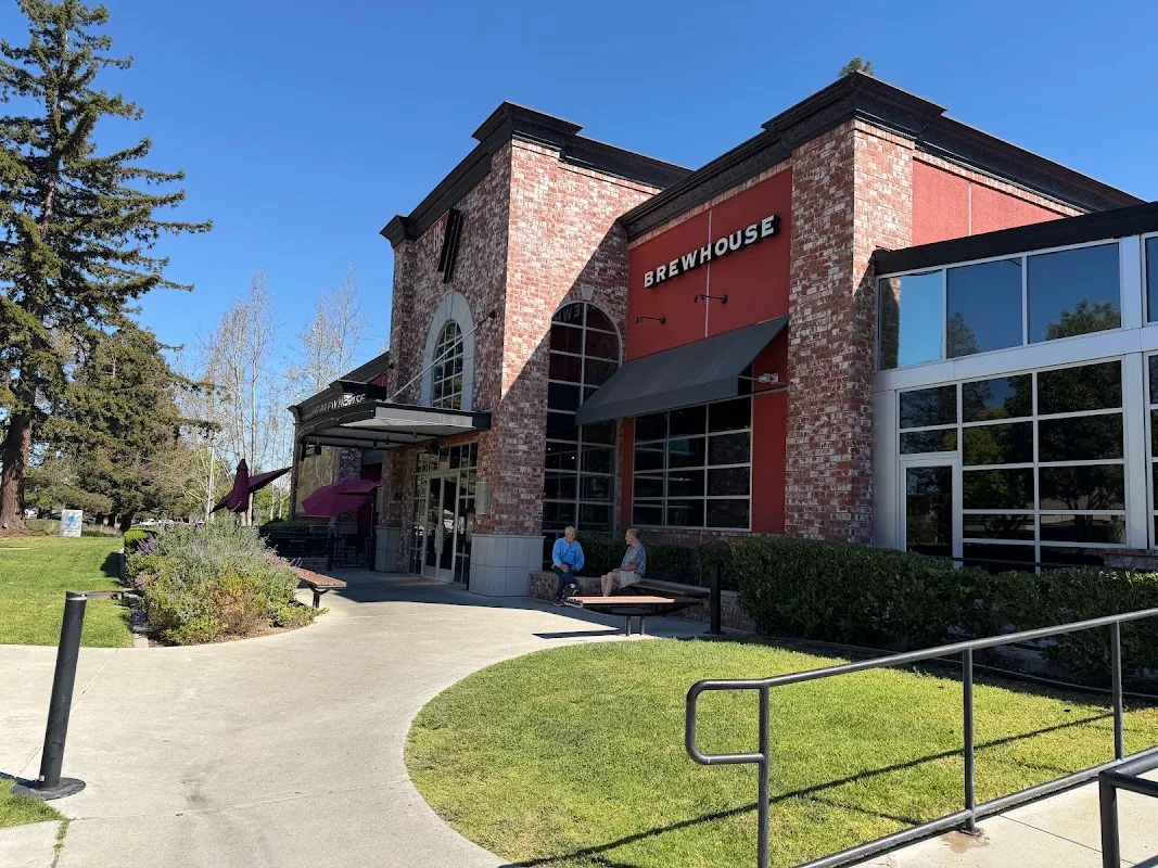BJ's Restaurant & Brewhouse 5