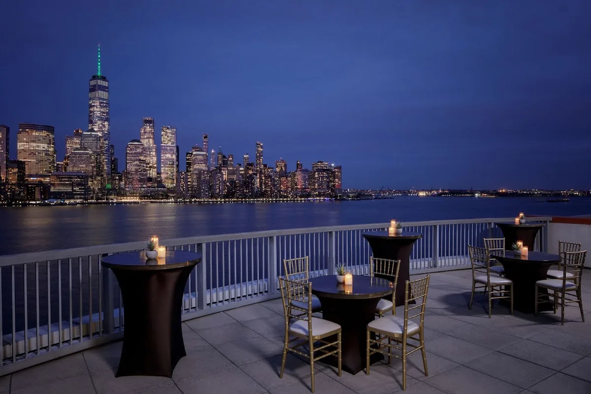 Hyatt Regency Jersey City on the Hudson 2