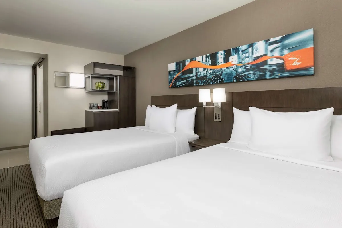 Hyatt Place New York City / Times Square 2