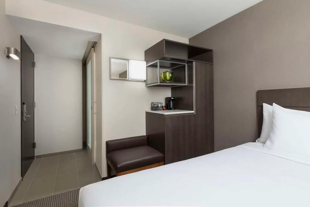 Hyatt Place New York City / Times Square 4