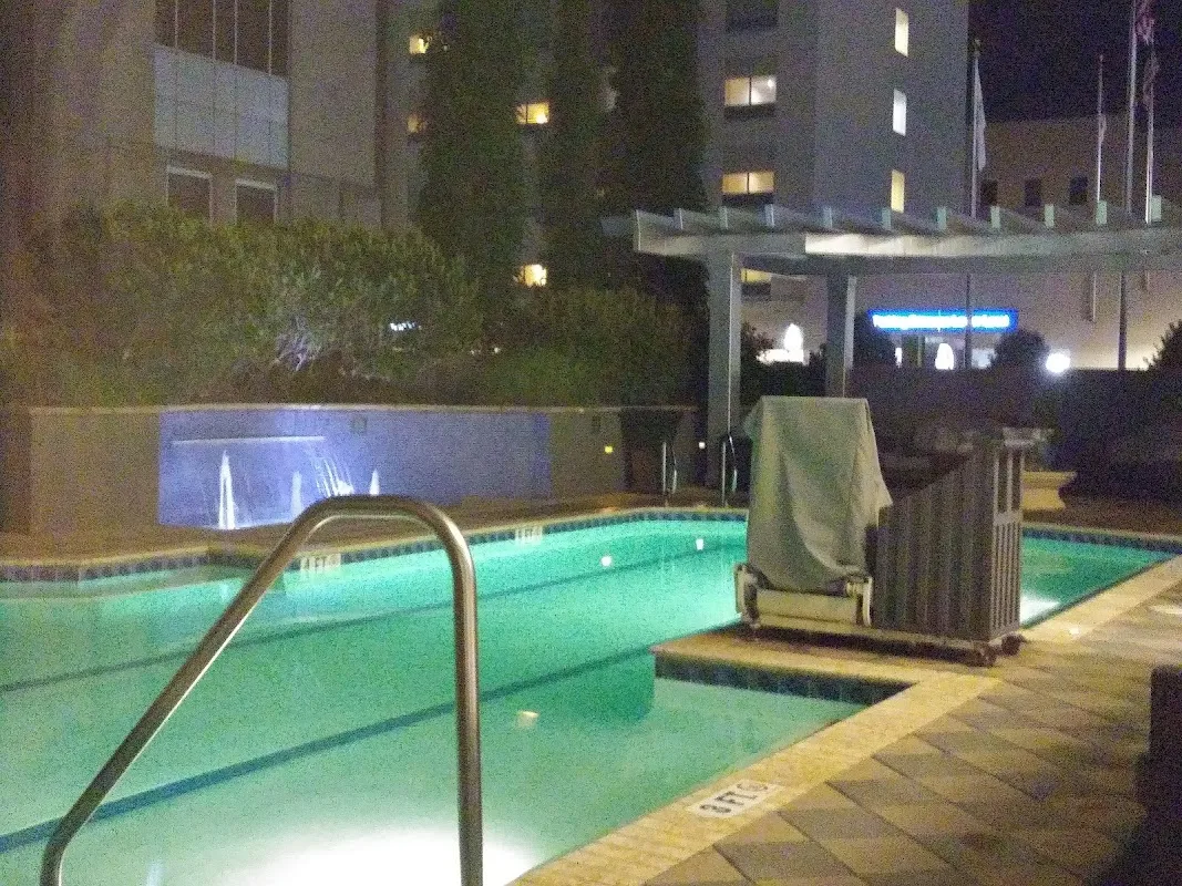 DoubleTree by Hilton Hotel Chattanooga Downtown 4