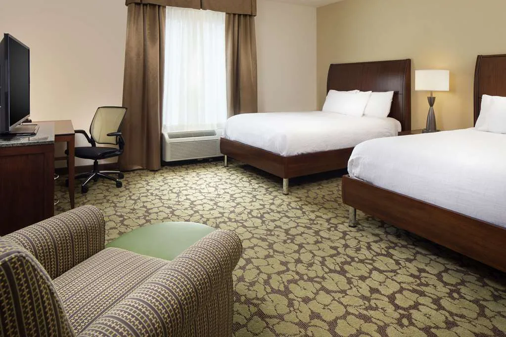 Hilton Garden Inn Bettendorf/Quad Cities 2