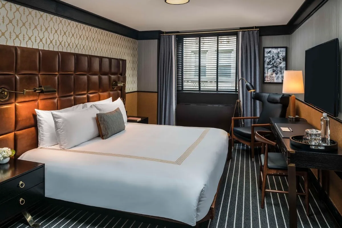 Gild Hall, A Thompson Hotel, by Hyatt 2